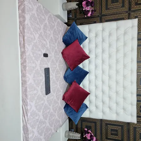 Homestay Lust Bucharest